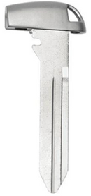 Y172 Chrysler Dodge Jeep Smart Key Emergency Key w/ Key Ring Slot