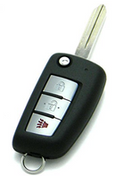 Nissan Rogue S 2014-2020  3 Button Flip Key CWTWB1G767